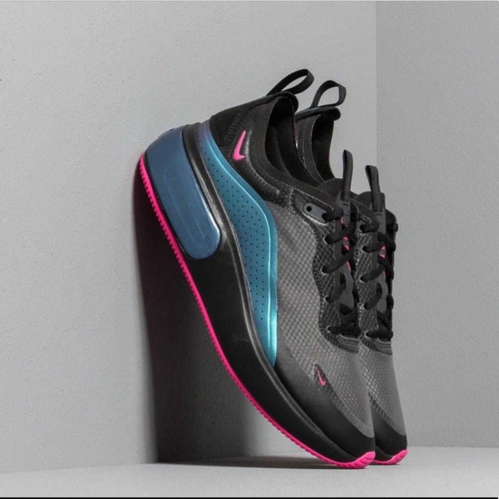 NEW Nike Air Max Dia Laser Fuchsia Sneaker